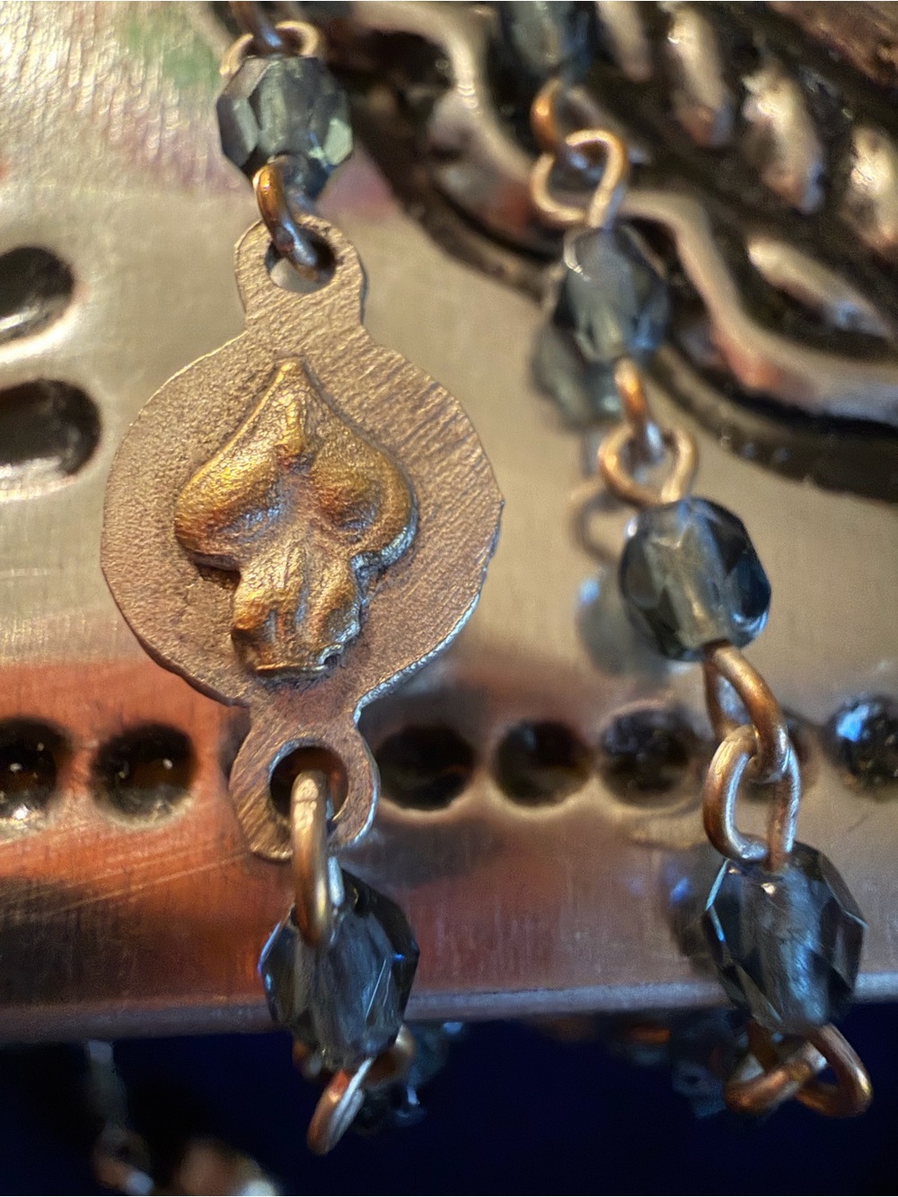 VSA Virgins Saints & Angels San Benito Necklace + Mexican Sacred Heart Tin Box - Picture 7 of 12